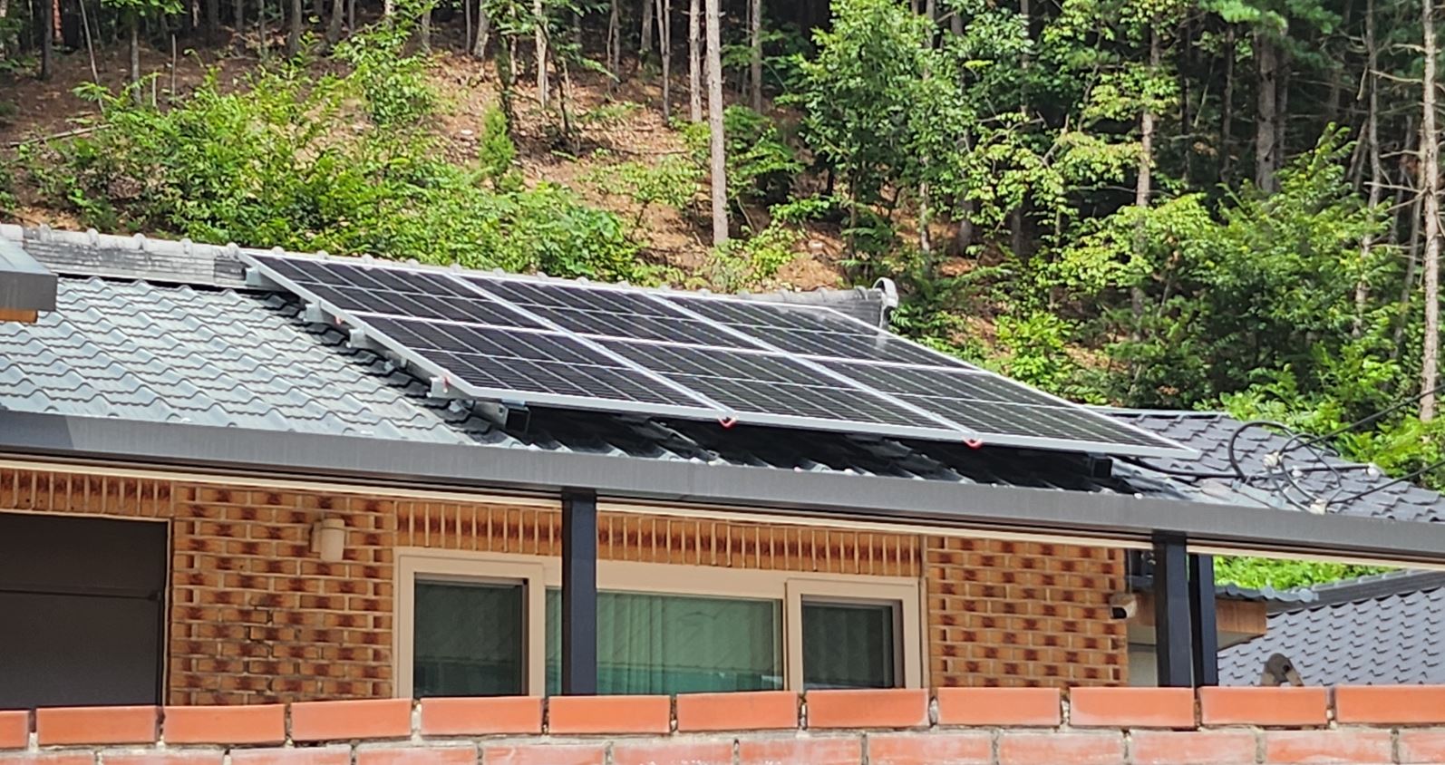 1794386480_thPTM2ob_0f35f7d509b9587f7e71d885f4f66b7f5852892f.JPG 이미지크게보기